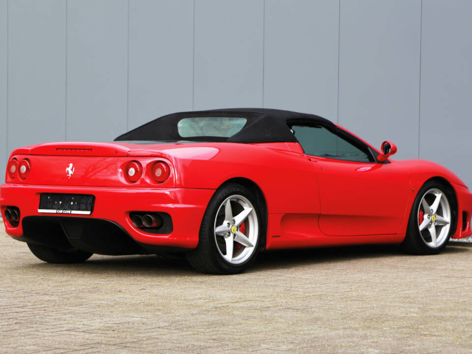 Image 36/57 of Ferrari 360 Spider (2001)