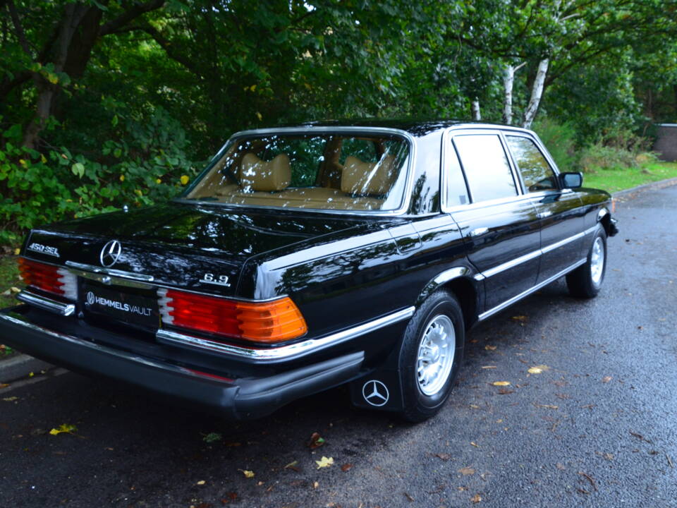 Afbeelding 32/39 van Mercedes-Benz 450 SEL 6,9 (1979)