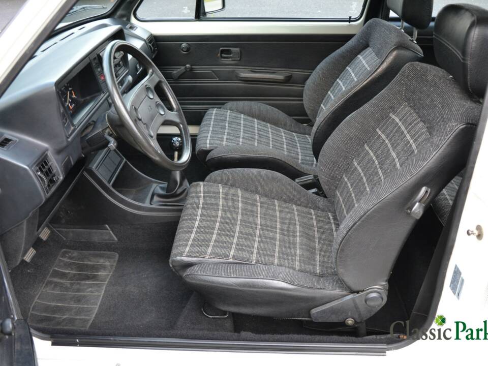 Image 22/50 de Volkswagen Golf Mk I 1.5 (1983)