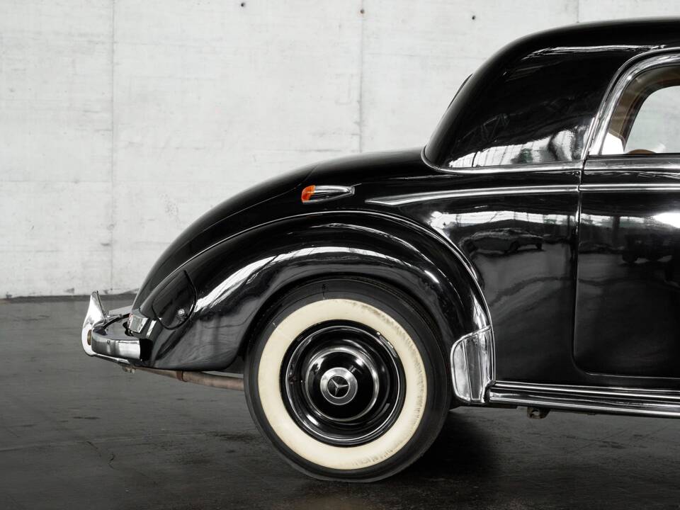 Image 23/50 of Mercedes-Benz 220 Coupe (1954)