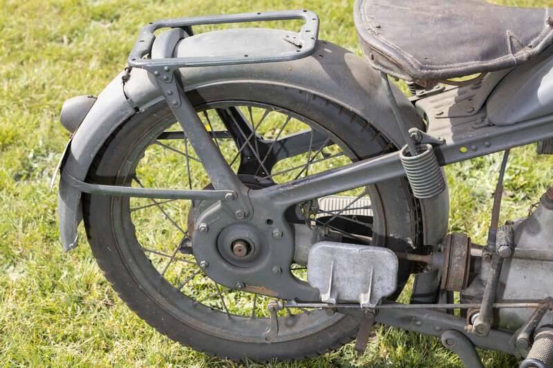 Image 10/41 of BMW R 35 (1938)