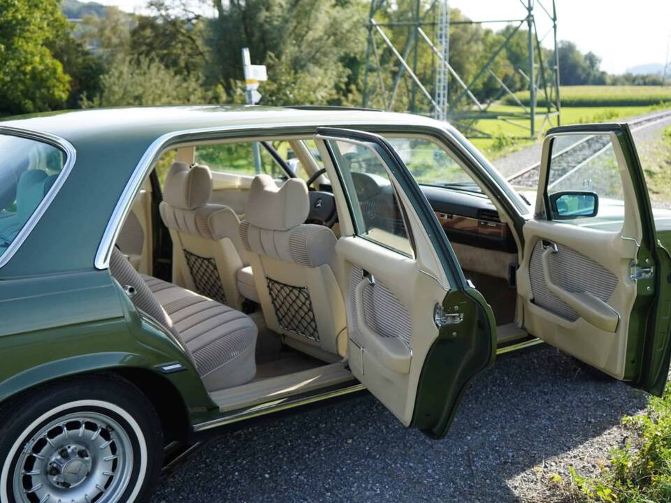 Afbeelding 14/28 van Mercedes-Benz 450 SEL (1979)