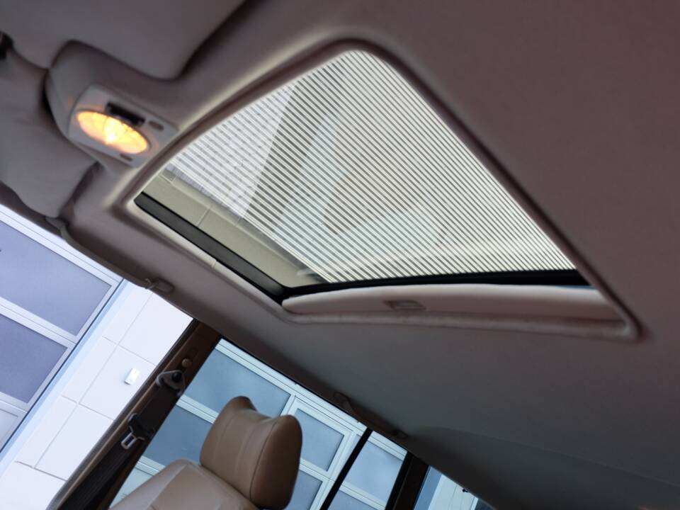 Image 28/63 of Land Rover Range Rover Classic Vogue LSEi (1993)