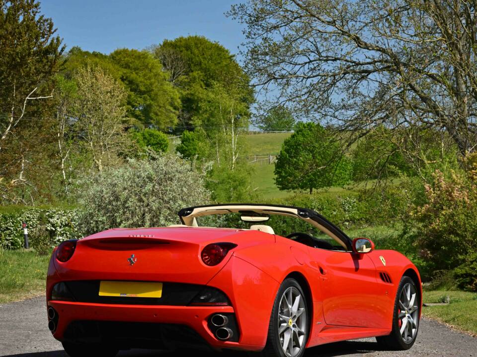 Afbeelding 22/50 van Ferrari California (2011)