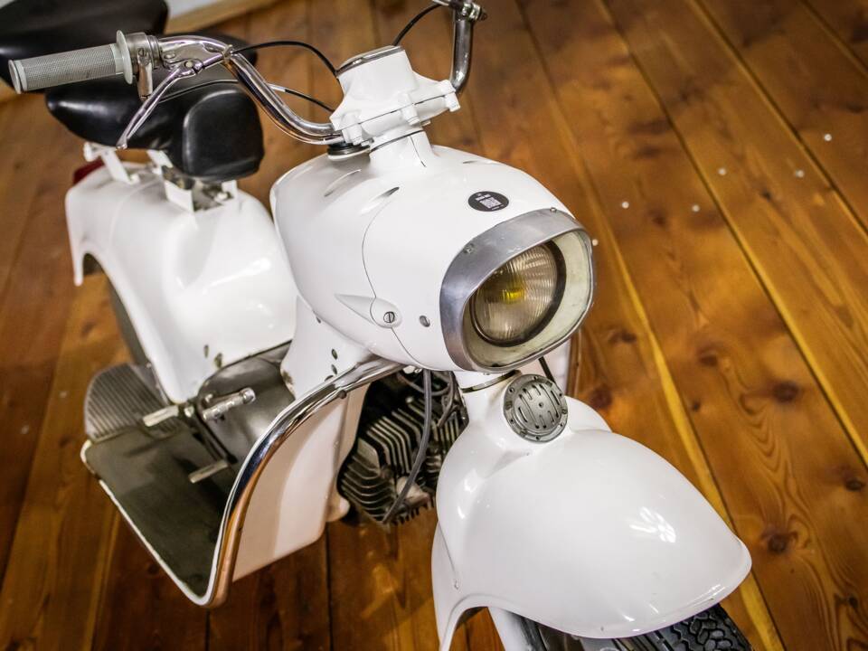 Image 3/12 de Rumi Formichino 125 (1962)