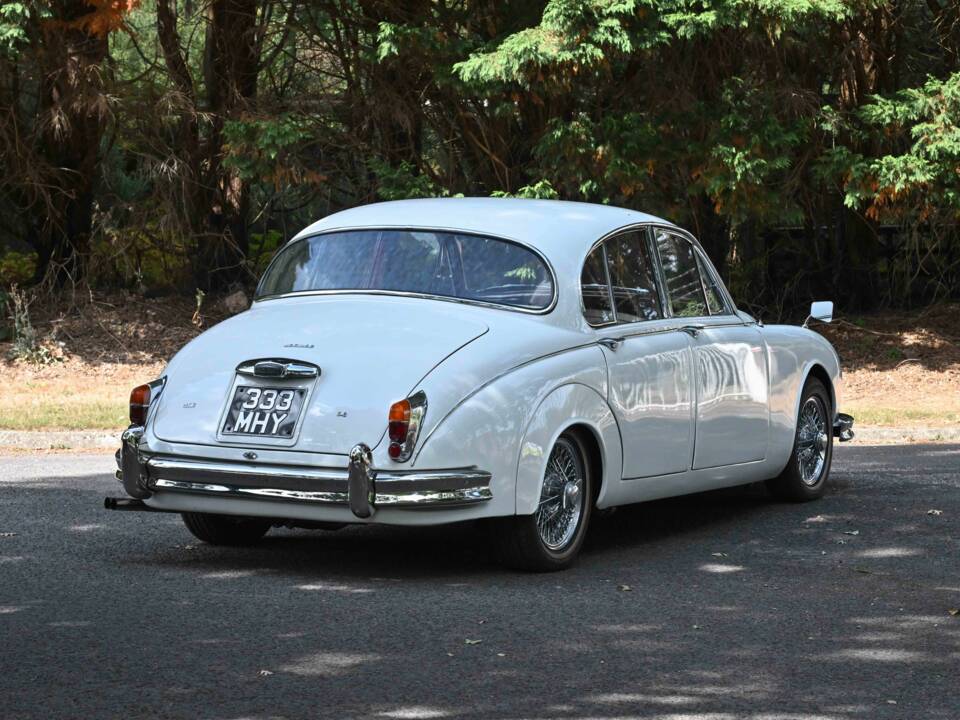 Bild 3/50 von Jaguar Mk II 3.8 (1961)