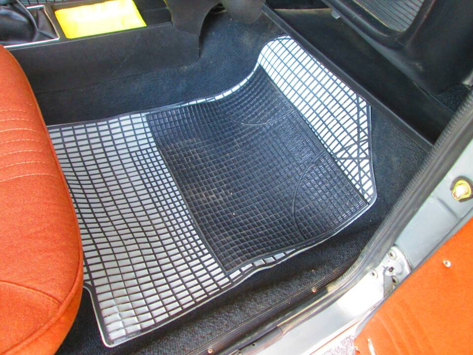 Immagine 36/81 di Alfa Romeo Alfetta 1.8 (1976)