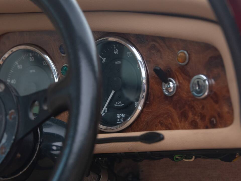 Image 17/50 of TVR Vixen Series 1 (1968)
