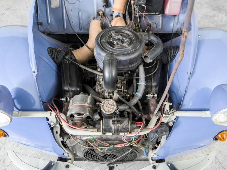 Image 34/50 of Citroën 2 CV 6 (1985)