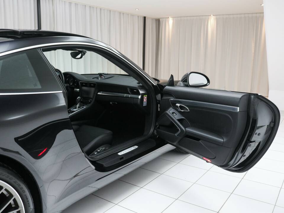Immagine 9/17 di Porsche 911 Carrera S (2016)
