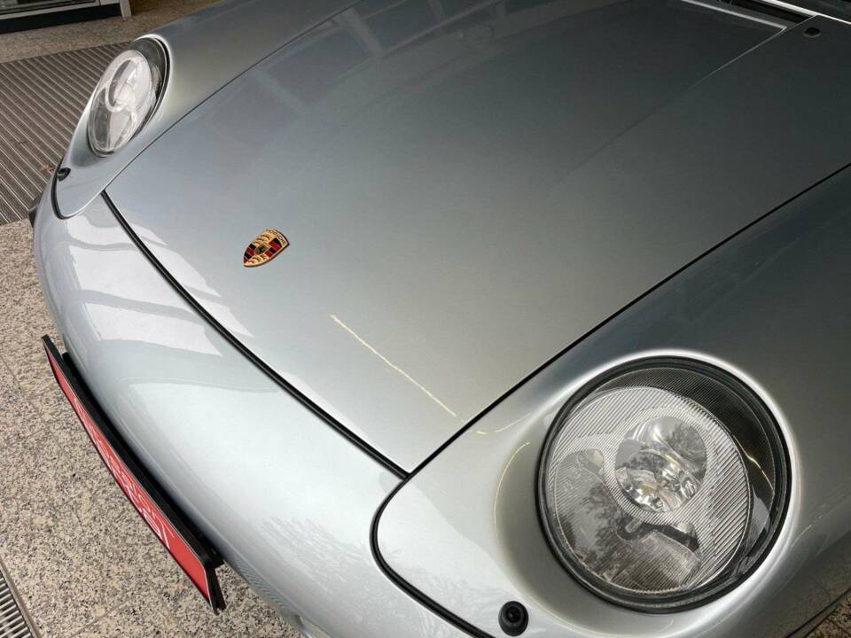 Image 2/19 of Porsche 911 Carrera (1996)