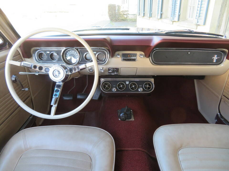 Image 10/19 of Ford Mustang 289 (1966)