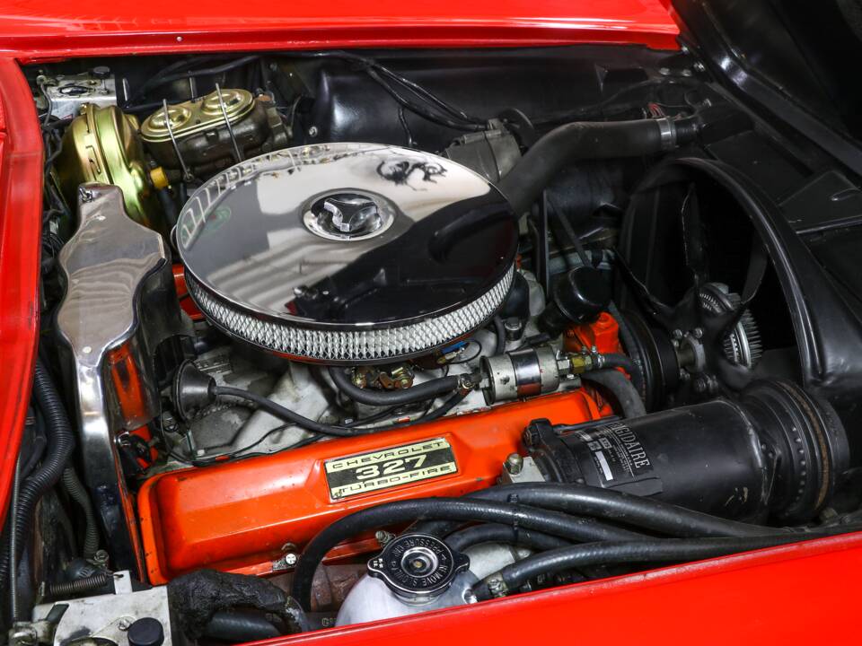 Bild 14/23 von Chevrolet Corvette Sting Ray Convertible (1965)