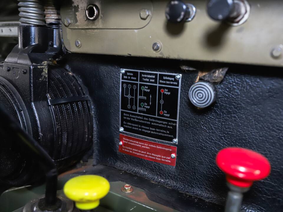 Bild 49/96 von Land Rover 88 (1961)