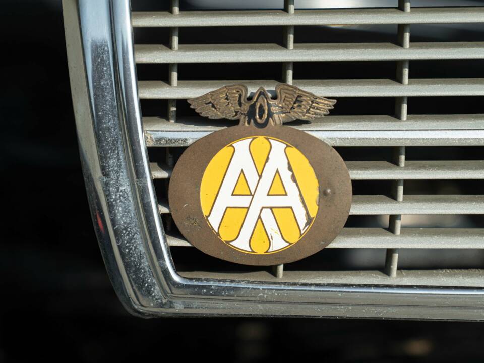 Afbeelding 19/50 van Mercedes-Benz 240 D (1980)