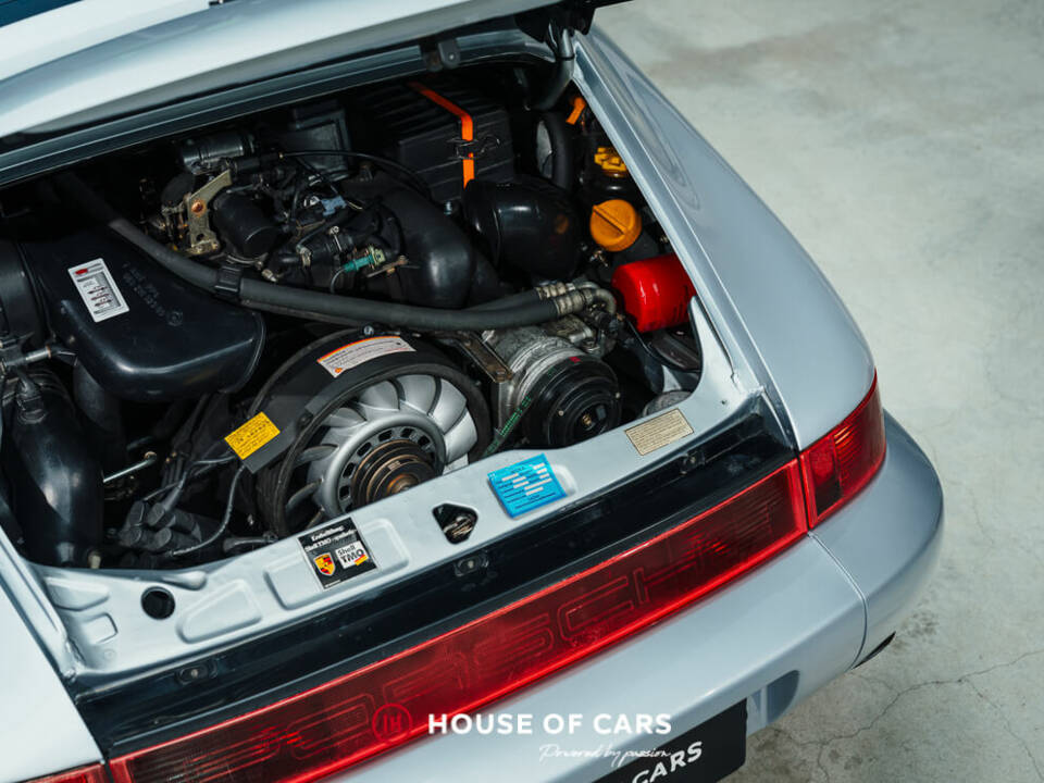 Image 16/25 of Porsche 911 Carrera 2 (1993)