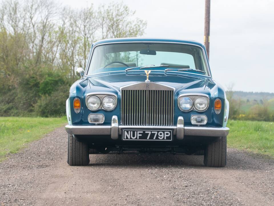 Image 10/50 of Rolls-Royce Silver Shadow I (1976)
