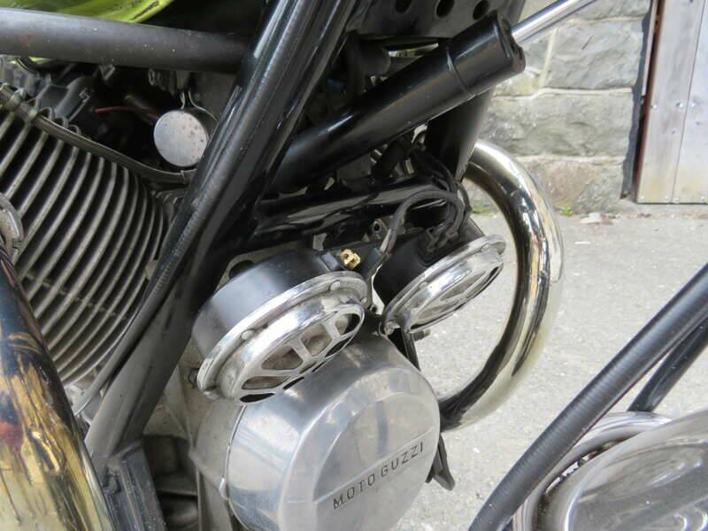 Image 22/45 of Moto Guzzi V7 Sport (1973)