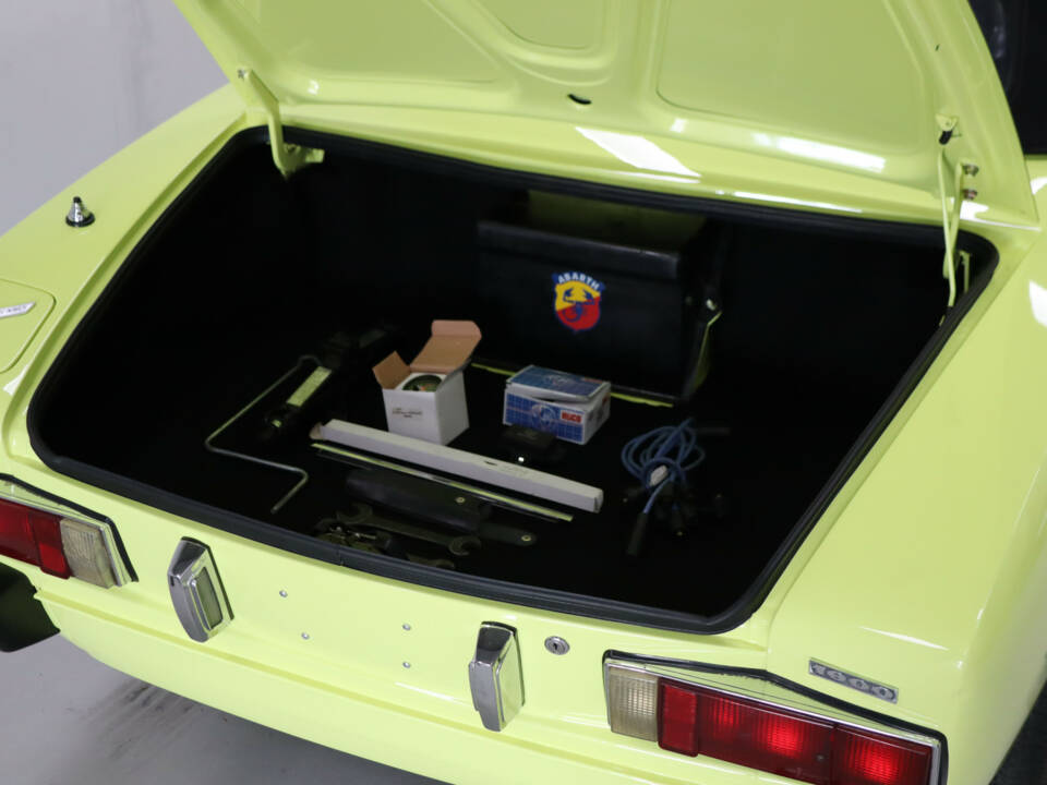 Immagine 18/50 di FIAT 124 Spider CS1 (1975)