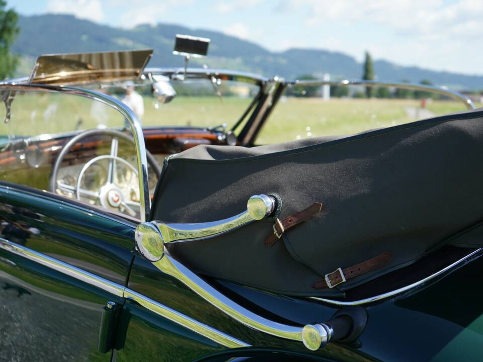 Bild 4/45 von Mercedes-Benz 540 K Cabriolet A (1937)