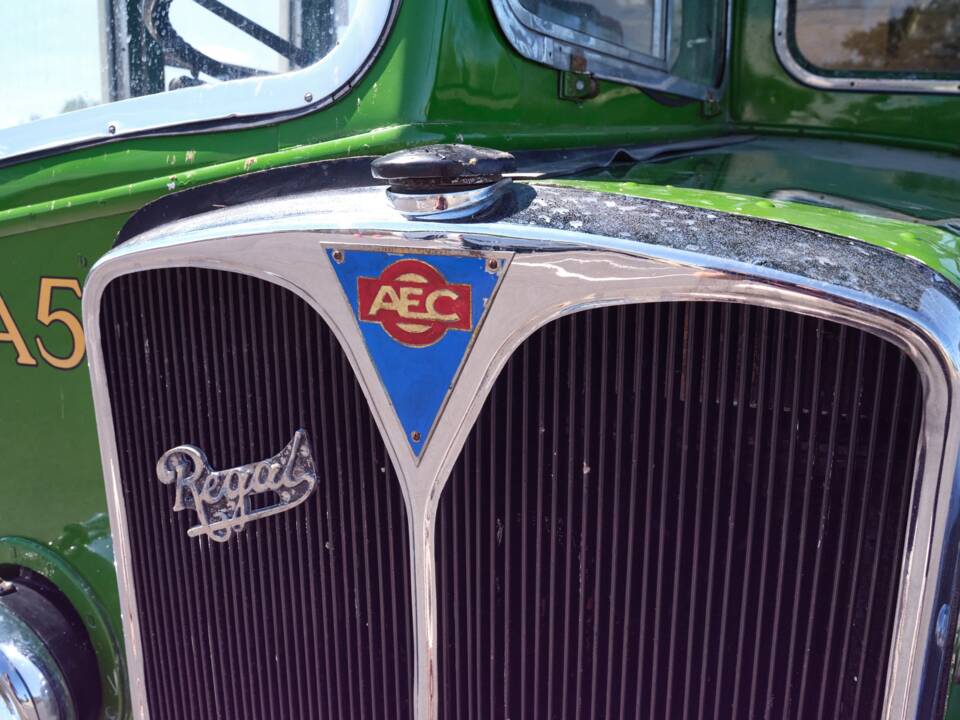 Bild 42/44 von AEC Regal III Single-Deck (1948)
