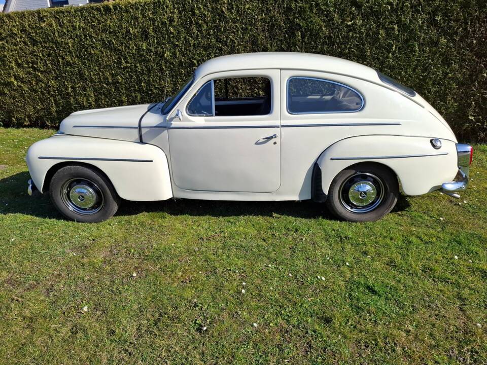 Image 5/41 of Volvo PV 544 Sport (1962)