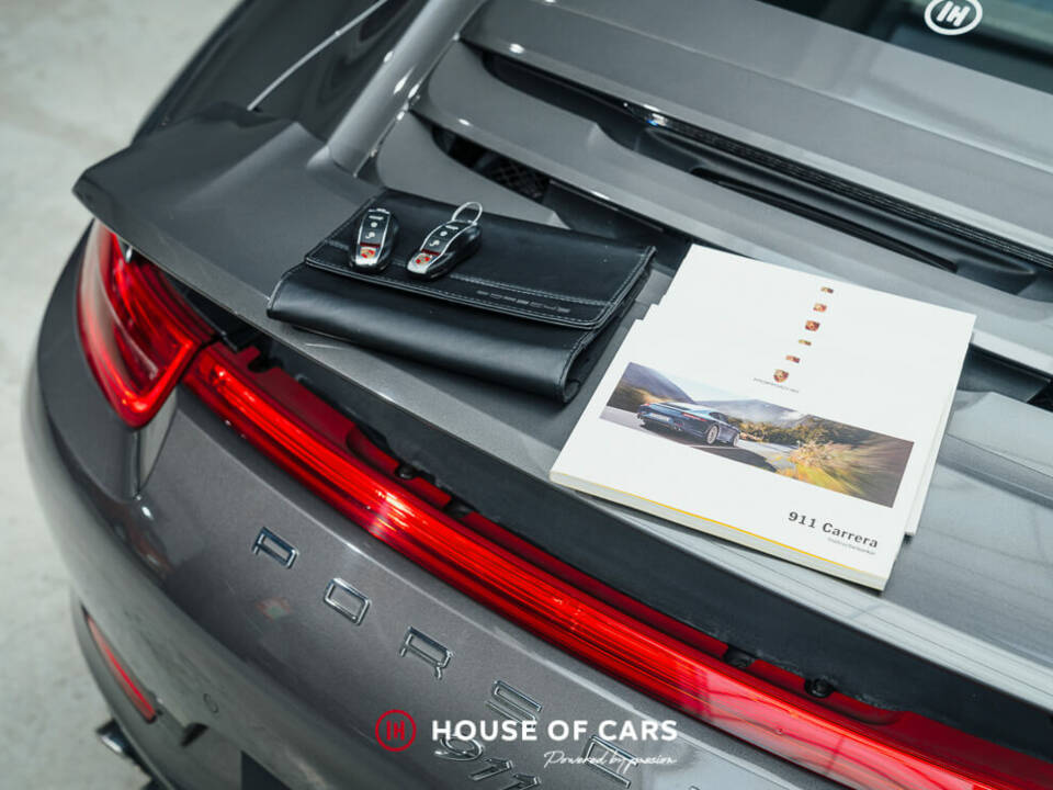 Image 23/23 of Porsche 911 Carrera 4S (2013)