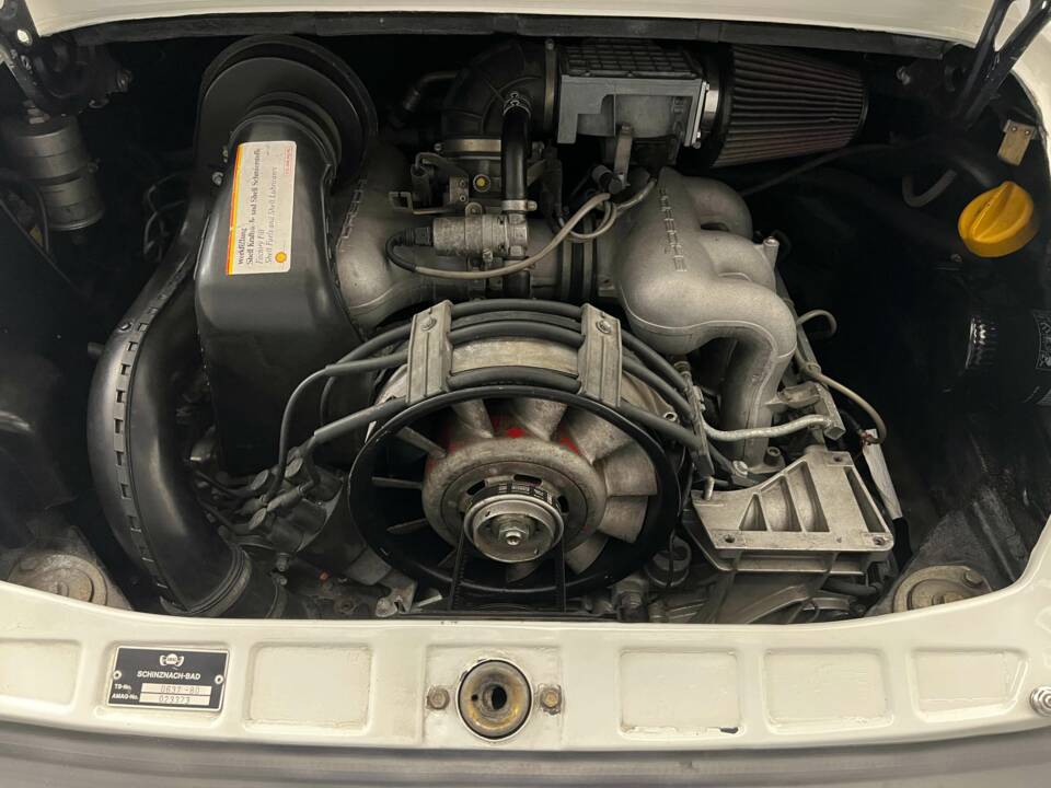 Image 11/15 of Porsche 911 Carrera 3.2 (1988)