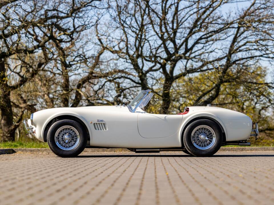 Image 10/50 of AC Cobra 289 (2021)