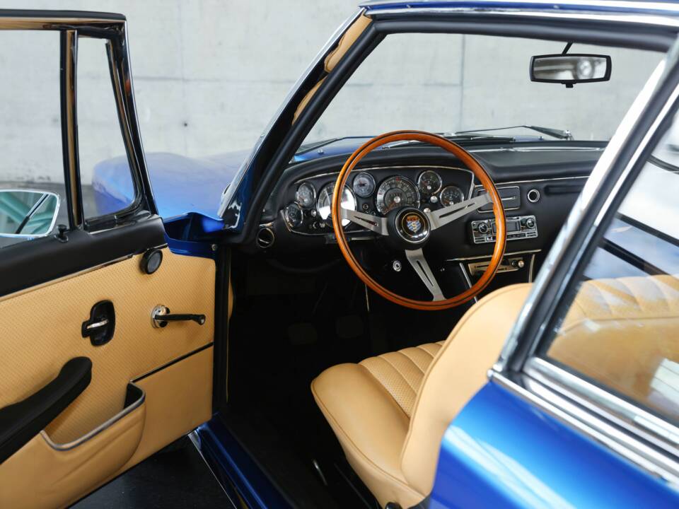 Bild 29/50 von Glas 2600 V8 (1967)