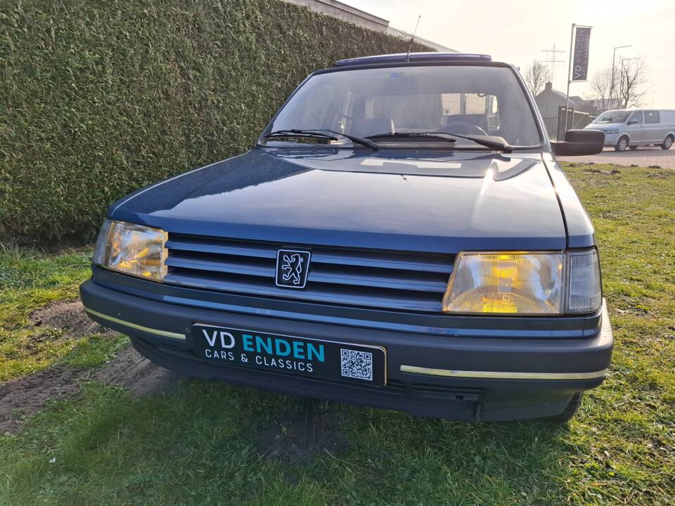 Image 6/27 de Peugeot 309 (1990)