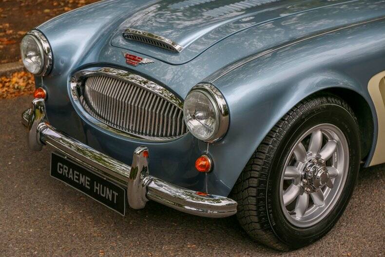 Image 33/42 de Austin-Healey 3000 Mk II (BN7) (1961)