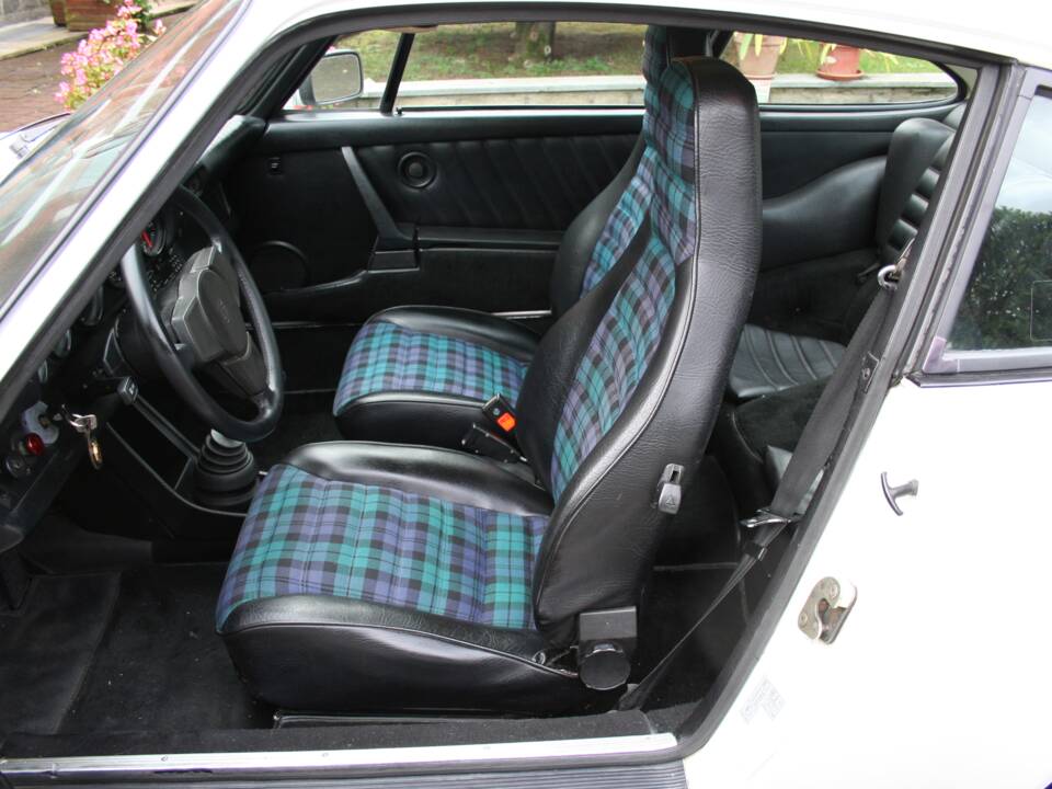 Bild 16/28 von Porsche 911 SC 3.0 (1977)