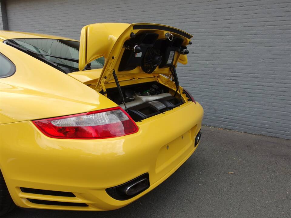 Bild 89/100 von Porsche 911 Turbo (2007)