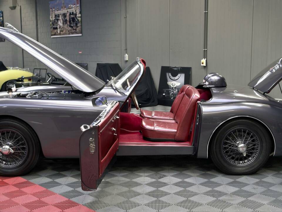 Image 12/46 of Jaguar XK 150 3.4 S OTS (1958)