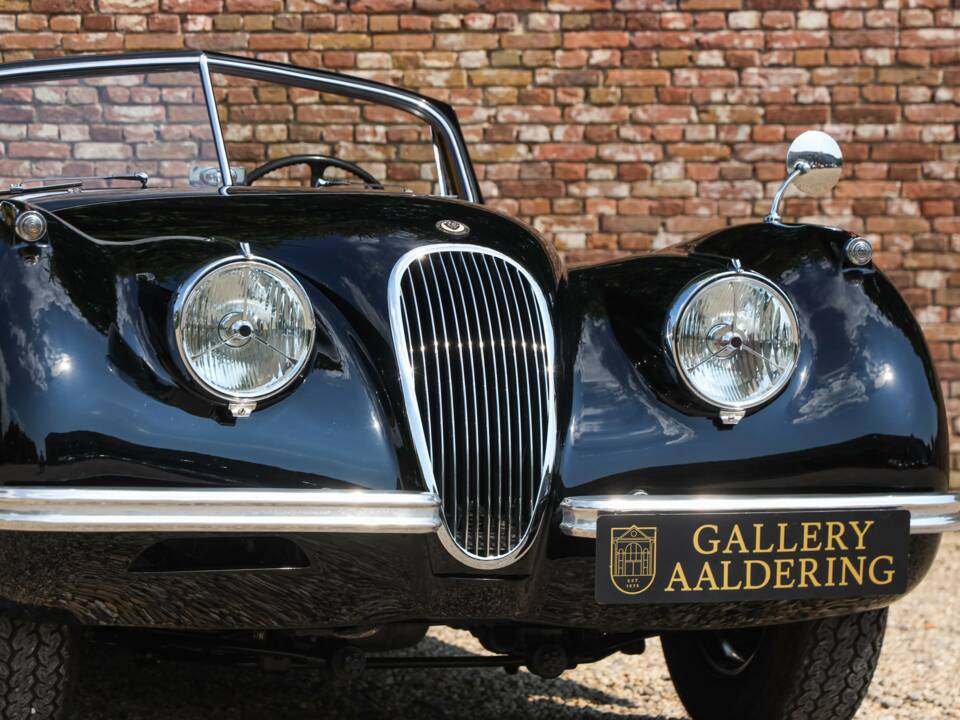 Immagine 41/50 di Jaguar XK 120 DHC (1953)