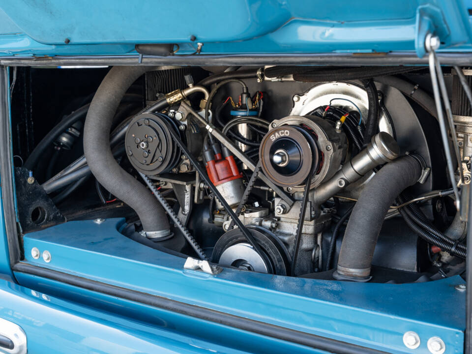 Image 82/89 of Volkswagen T1 Samba (1966)