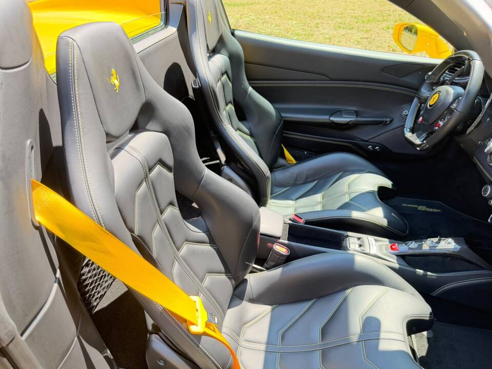 Image 10/18 of Ferrari 488 Spider (2018)