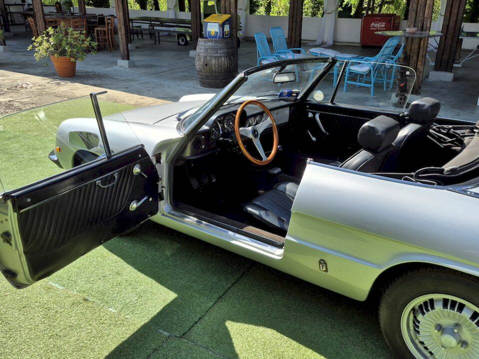 Afbeelding 19/63 van Alfa Romeo Spider 1300 (1976)