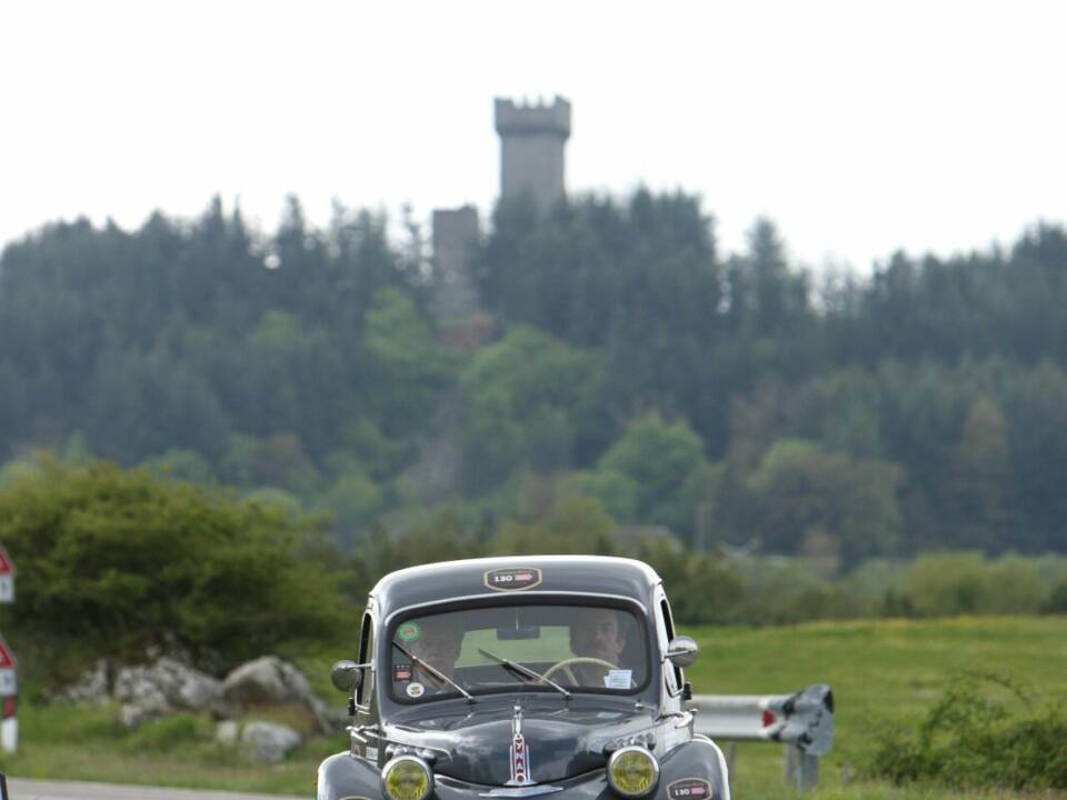 Image 14/15 of Panhard Dyna 120 X 86 (1951)