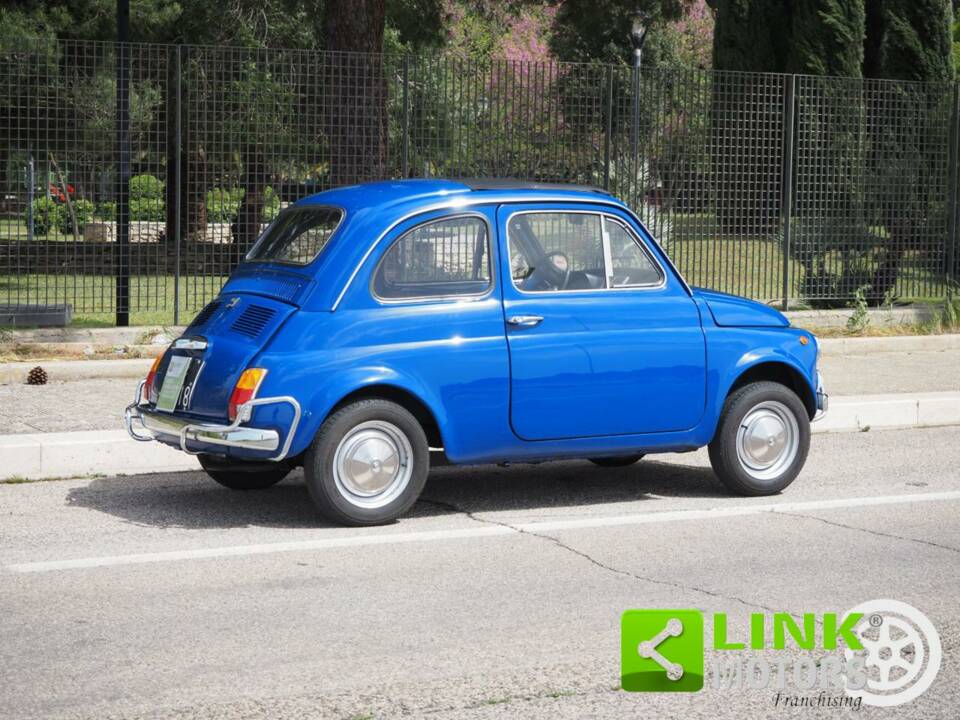 Image 2/10 of FIAT 500 L (1971)