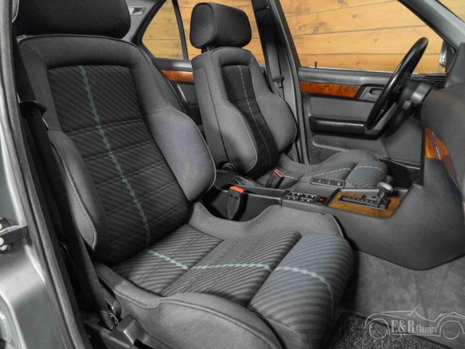 Immagine 7/19 di ALPINA B10 Biturbo (1991)
