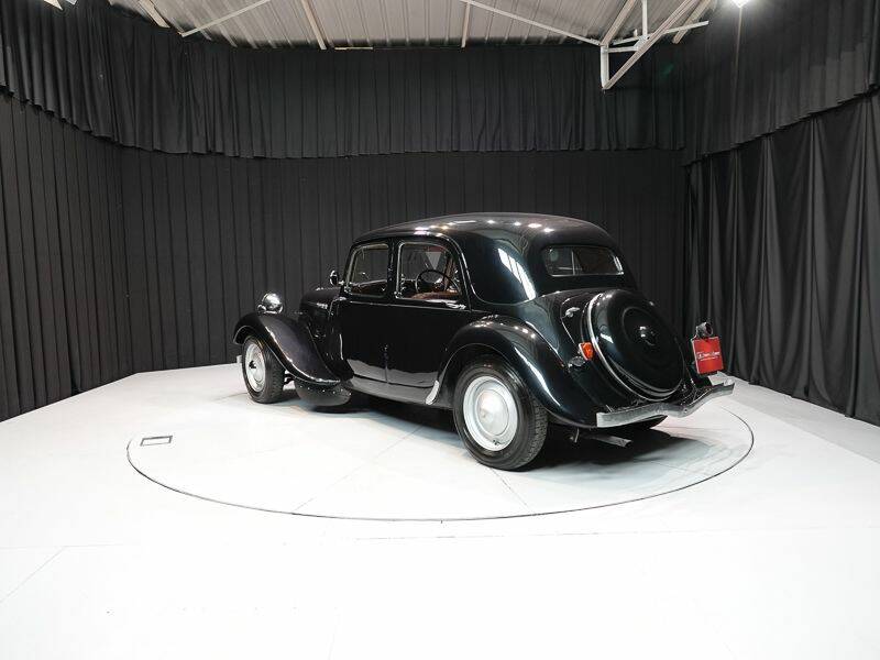 Bild 4/15 von Citroën Traction Avant 11 BL (1947)