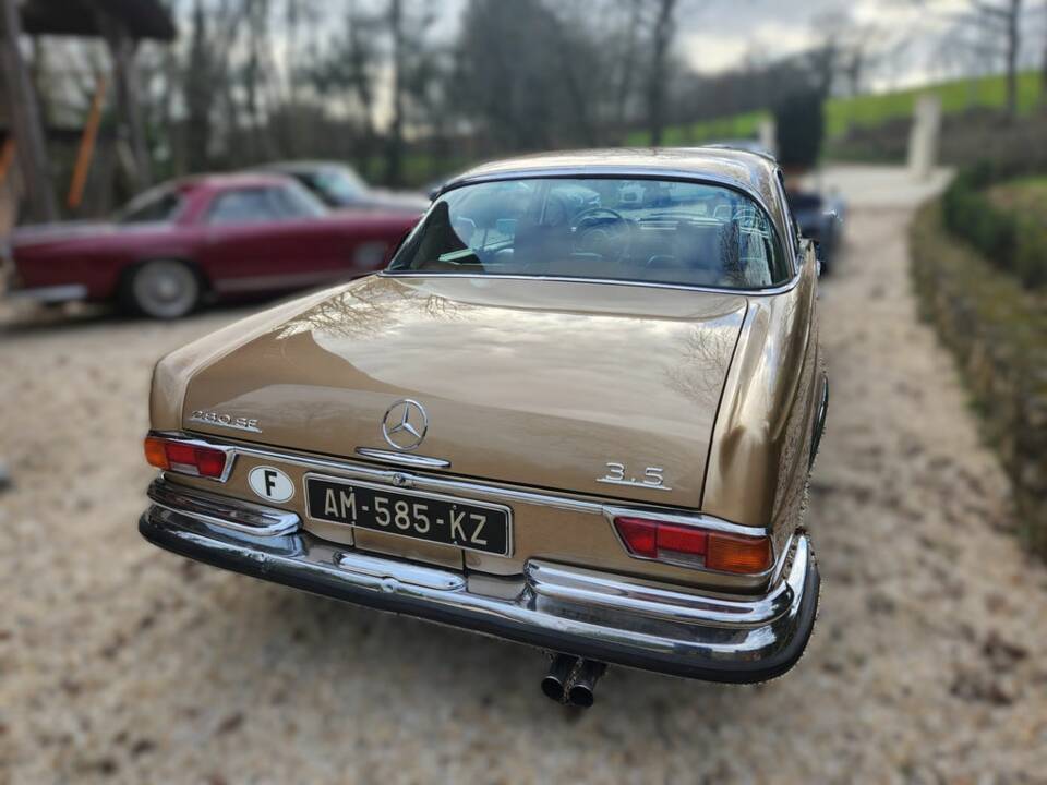 Image 4/8 de Mercedes-Benz 280 SE 3,5 (1971)