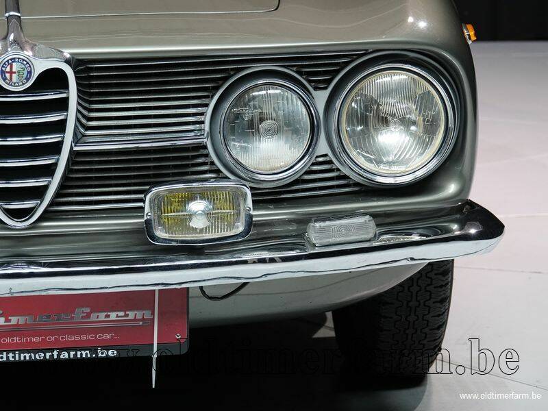 Image 14/15 of Alfa Romeo 2000 Sprint (1961)