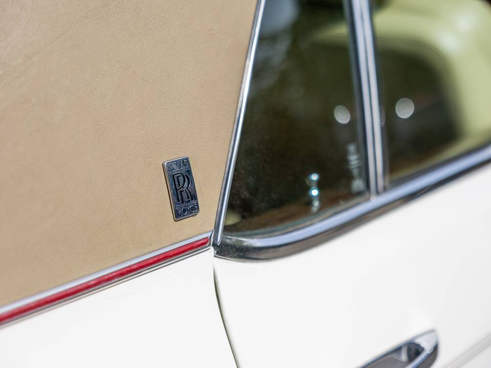 Immagine 34/50 di Rolls-Royce Silver Spirit (1981)