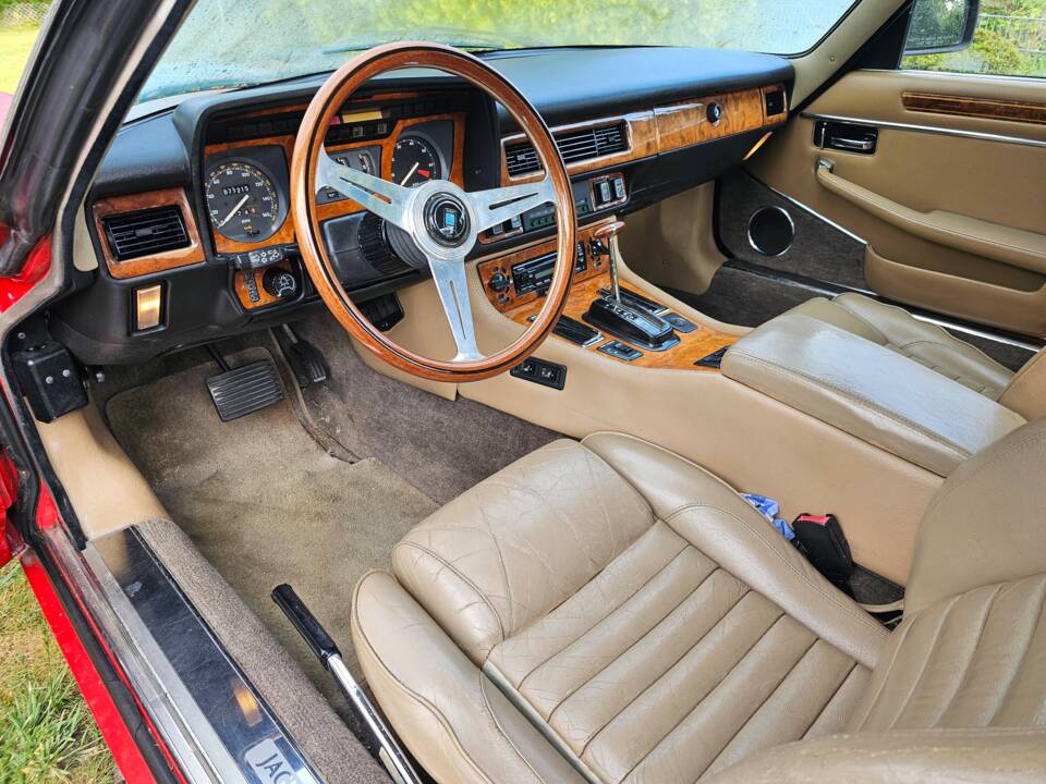 Image 6/10 of Jaguar XJ-S Convertible (1989)