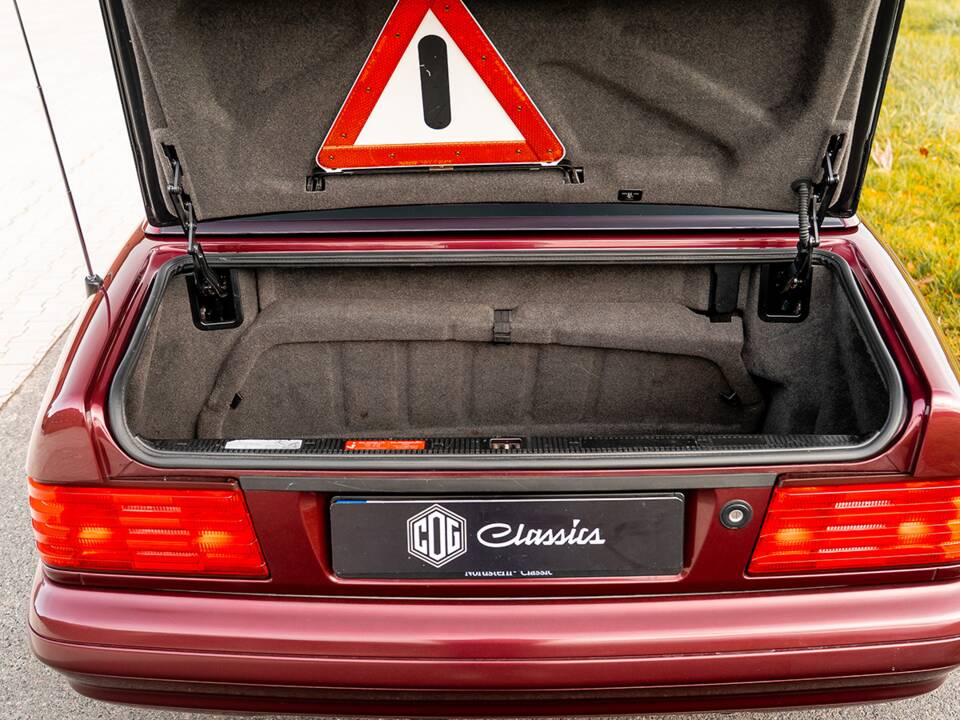 Image 42/47 of Mercedes-Benz SL 280 (1996)