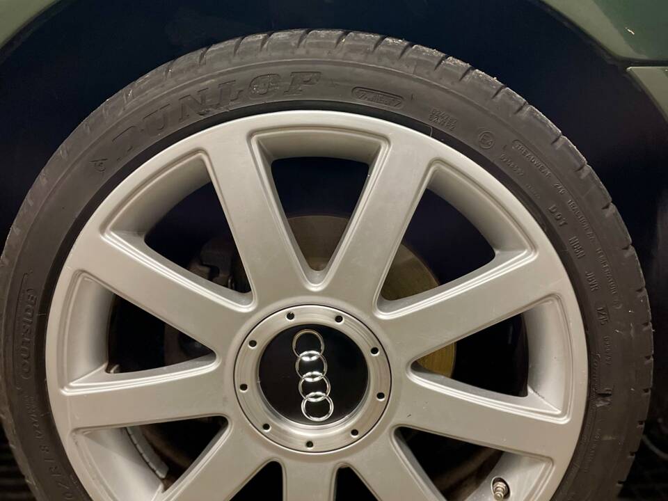 Immagine 23/26 di Audi A4 2.5 TDI (1999)