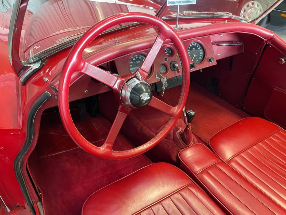 Afbeelding 13/14 van Jaguar XK 120 OTS (1951)
